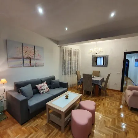 Jasjose Centro - La Elegancia De La Cadena Jasjose Vut-2048-as Apartment *